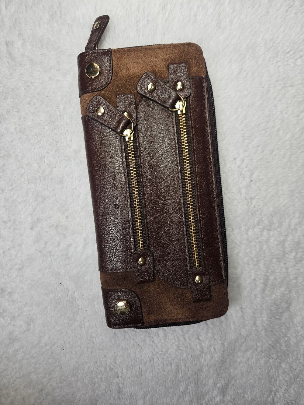Hype Womens Brown Leather Zip Wallet - Dual-Zipper Design